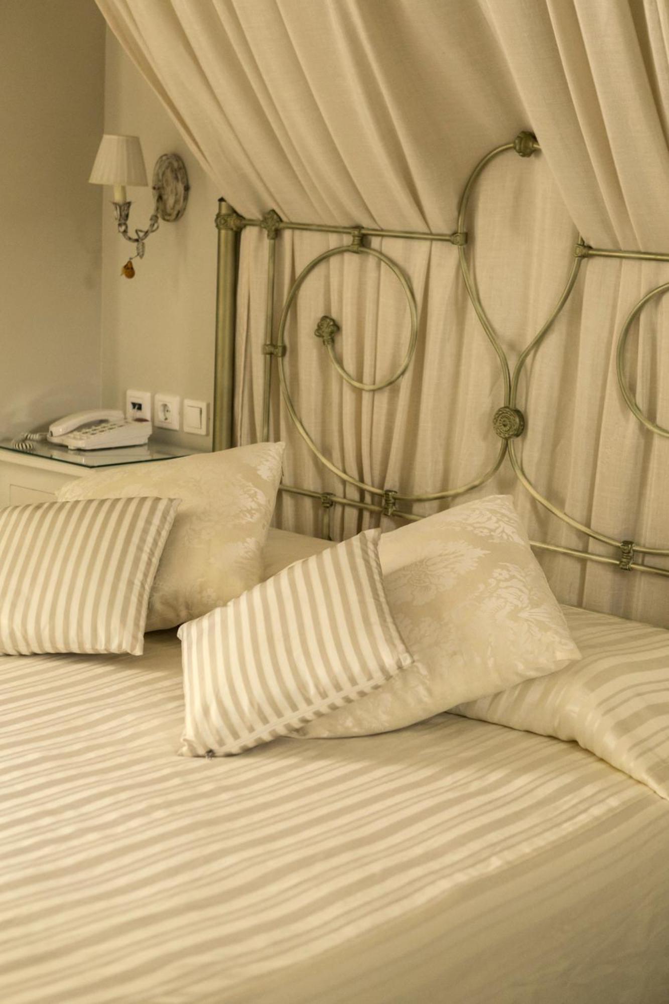 Angelica Traditional Boutique Hotel 이드라 객실 사진