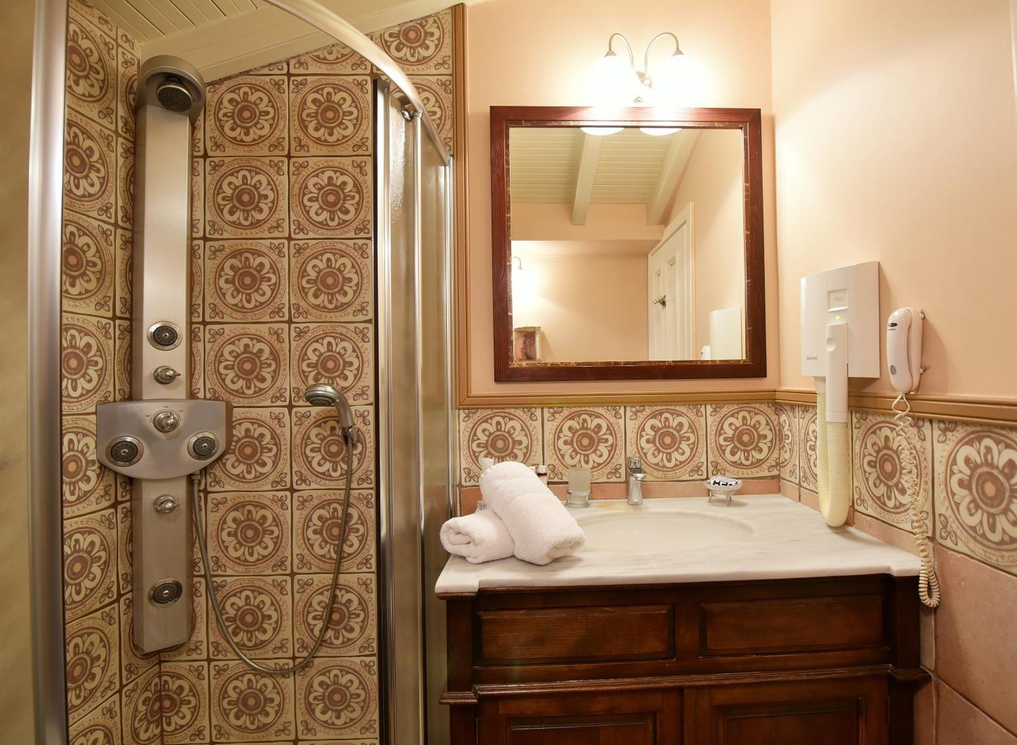 Angelica Traditional Boutique Hotel 이드라 외부 사진